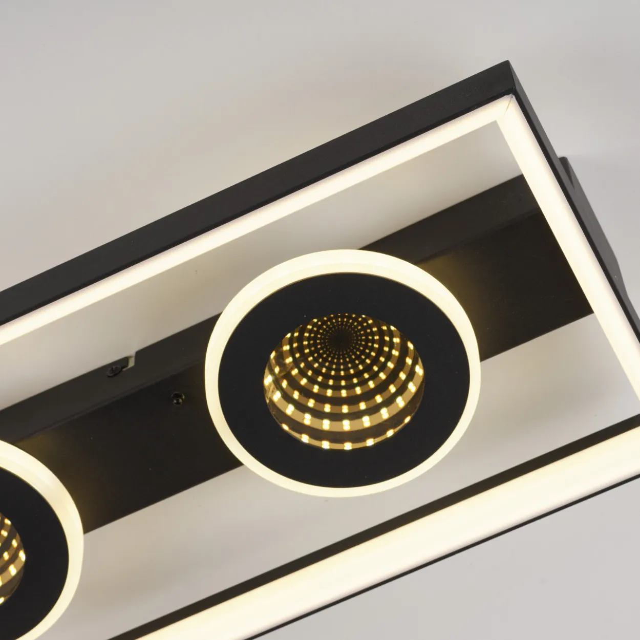 Deckenleuchte TRAFORO LED