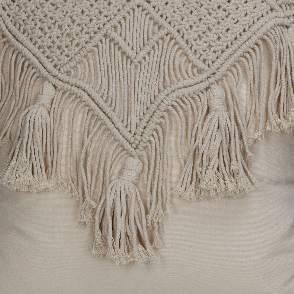 Kissen MACRAME