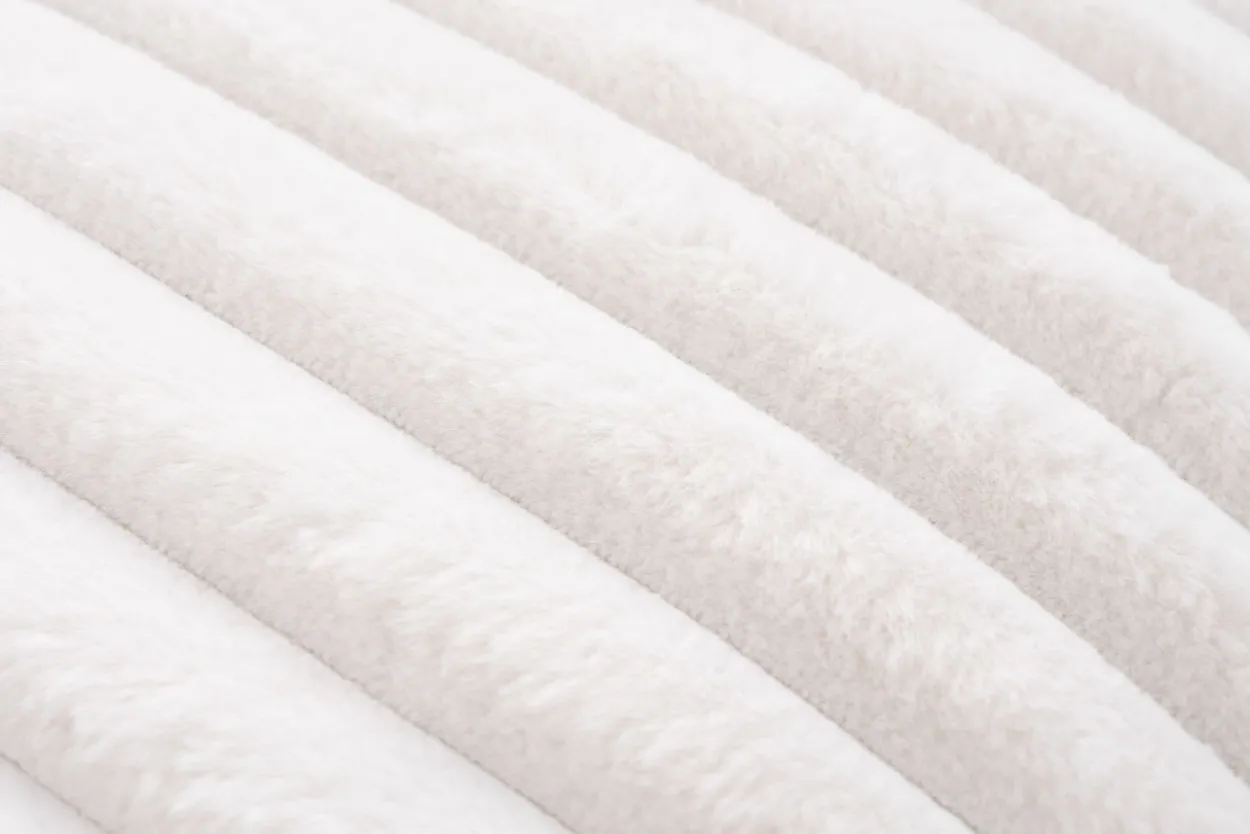 Kissen PLUSH elfenbein