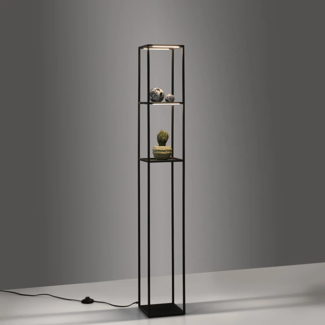 Stehleuchte CONTURA LED